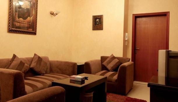 Aparthotel Al Baron Palace Khobar à Nadinah Extérieur photo